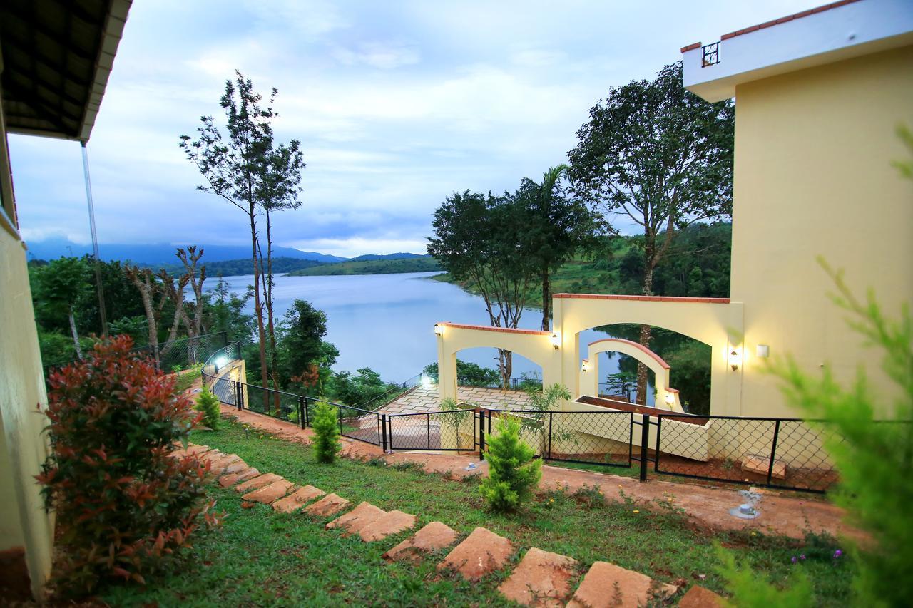 Vista Del Lago Hotel Ambalavayal Exterior foto